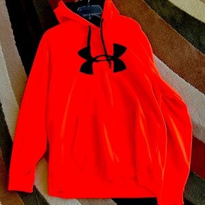 XL Under Armour Hoodie